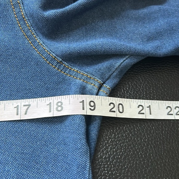 J McLaughlin Chambray Relaxed Fit Dress Knee Length Pockets Roll Sleeve Sz M - Picture 11 of 12